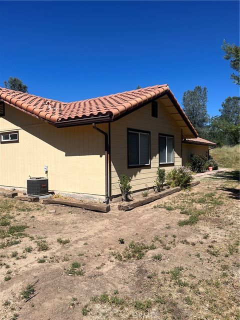 Tiny photo for 3151 Parkhill Rd, Santa Margarita, CA 93453 (MLS # SC26028672)