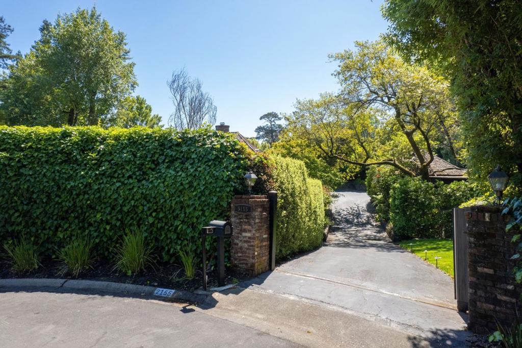 2155 Geri Lane