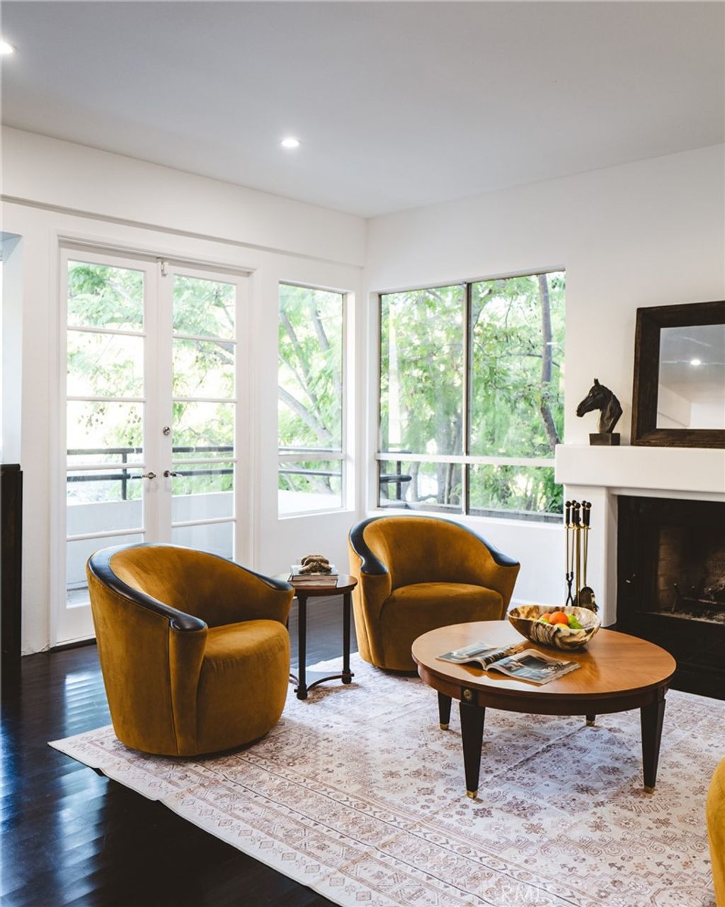 Photo of 1833 Roscomare Road, Los Angeles, CA 90077 (MLS # WS25224153)