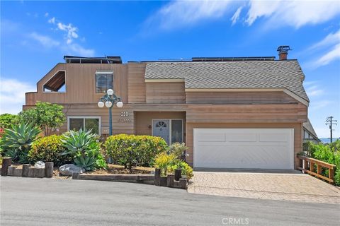 Photo of 390 Saint Anns Drive, Laguna Beach, CA 92651 (MLS # LG26068819)
