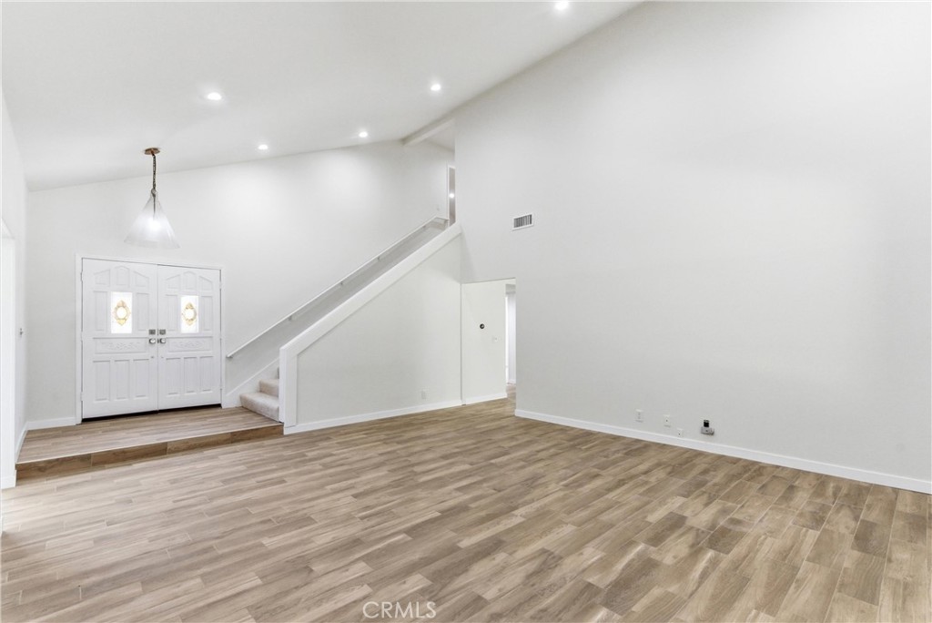 5415 E Willowick Circle