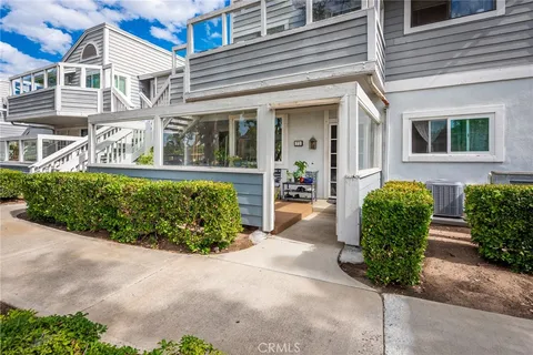 73 Huntington Unit 322, Irvine, CA 92620 - MLS#: IV25224961