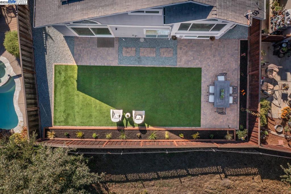 WILLOW CREEK - Residential