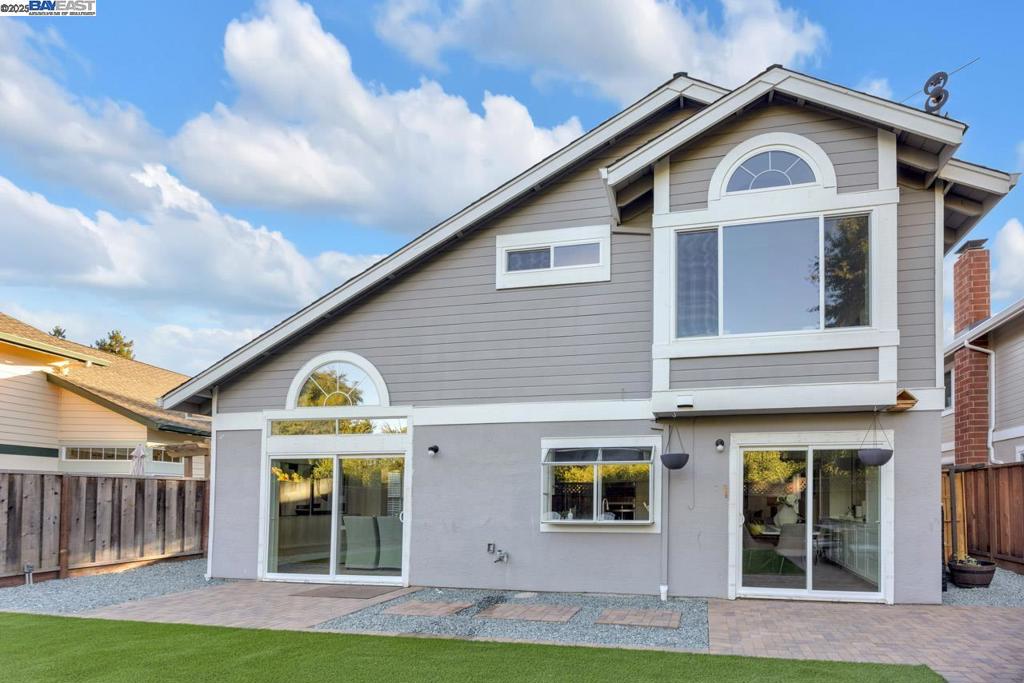 WILLOW CREEK - Residential