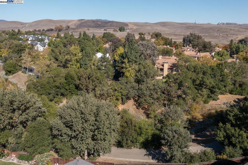 WILLOW CREEK - Residential