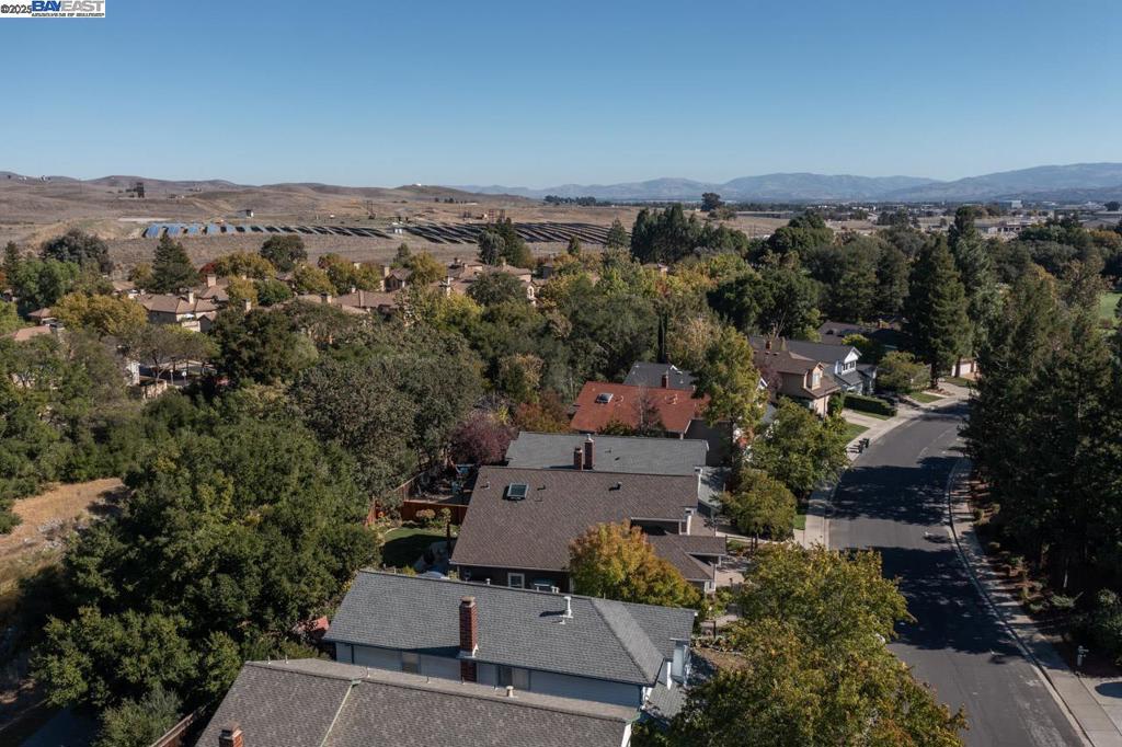 WILLOW CREEK - Residential