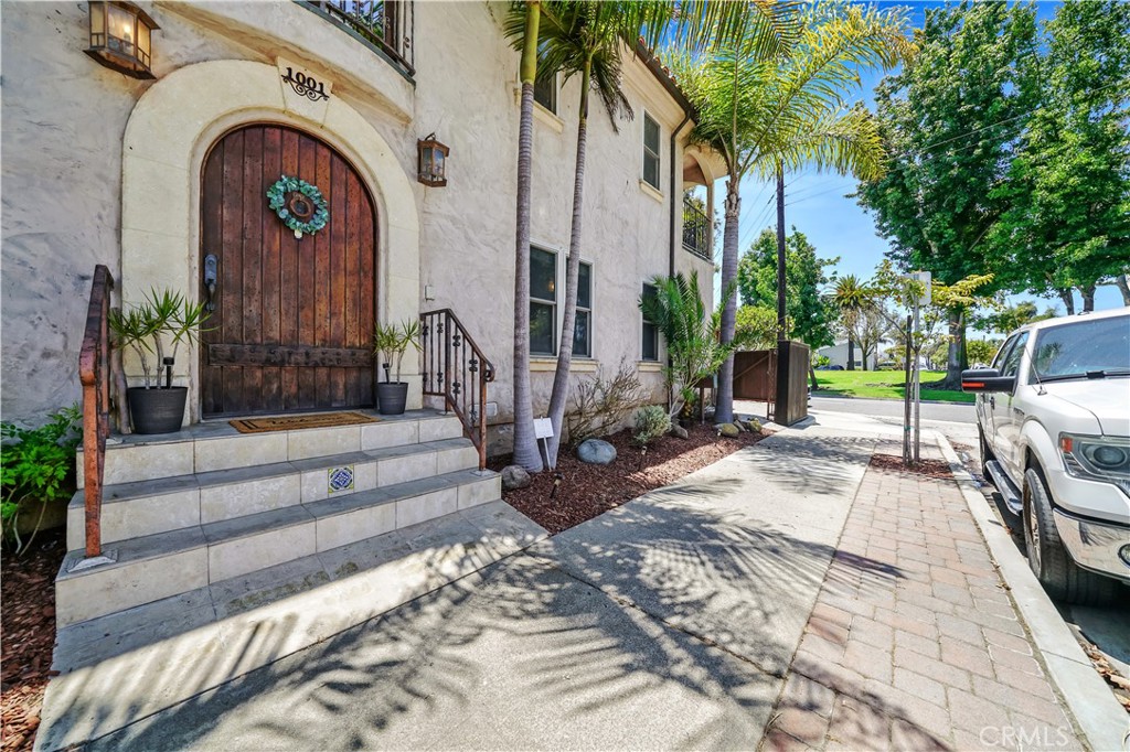 1001 Electric Avenue