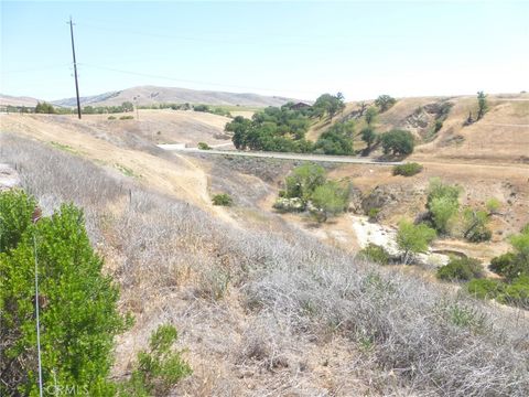 Tiny photo for 13060 River Bluffs (Lot 1) Lane, San Miguel, CA 93451 (MLS # NS25101990)