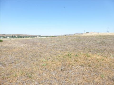 Tiny photo for 13060 River Bluffs (Lot 1) Lane, San Miguel, CA 93451 (MLS # NS25101990)