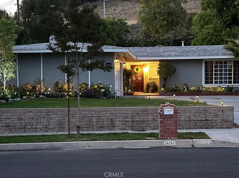 Photo of 26261 Veva Way, Calabasas, CA 91302 (MLS # SR25138840) Photo of 26261 Veva Way, Calabasas, CA 91302 (MLS # SR25138840)