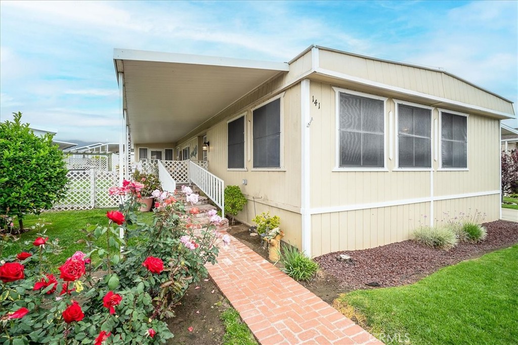 Charming 2 Bedroom, 2 Bathroom Home in Alta Laguna's 55+ Community.
Welcome to this inviting 1,440 sq ft home in the highly sought-after 55 and wiser park of Alta Laguna in Rancho Cucamonga! Freshly updated with new interior paint and carpet, this home offers a bright and spacious feel throughout. Enjoy the added bonus of a sunroom and a rare fenced-in lawn — perfect for relaxing, entertaining, or simply enjoying the fruit trees that grace the yard.
Inside, you'll find built-in features throughout, including a convenient laundry area, a wet bar with shelving, and an upgraded kitchen with slide-out shelving for easy organization. Storage sheds provide even more space to keep things tidy and efficient.
The Alta Laguna community features a gated entrance, a clubhouse, swimming pool, putting green, social activities, and the serene Turtle Bay for peaceful outdoor enjoyment.
Don't miss the opportunity to live in this wonderful community — schedule your private tour today!