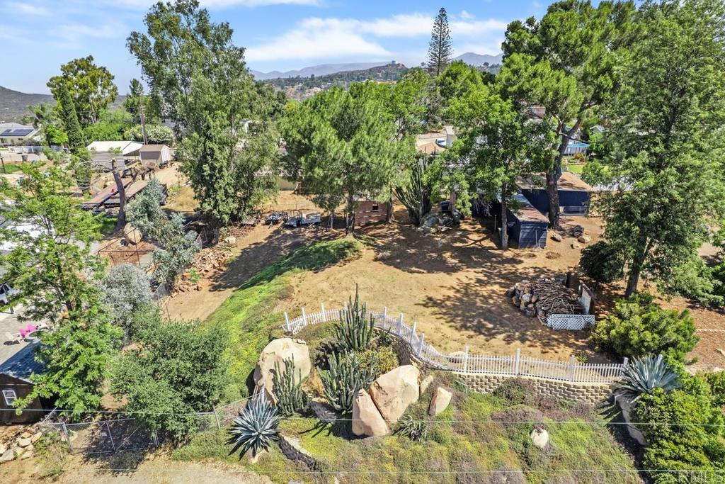 345 Lento Lane