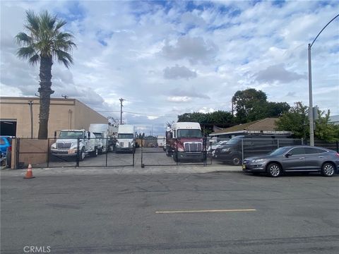 2035 W 15th Long Beach CA 90813