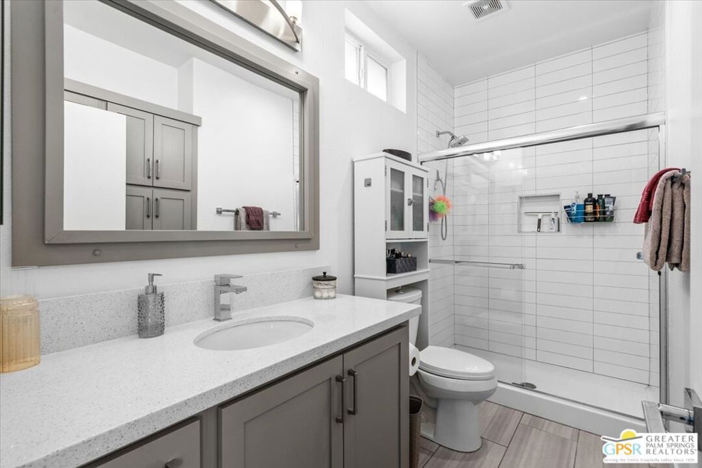 Palm Canyon Mobile Club - Manufactured In Park