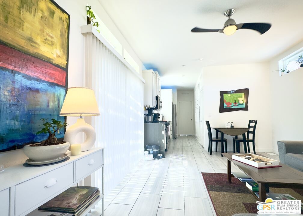 Palm Canyon Mobile Club - Manufactured In Park