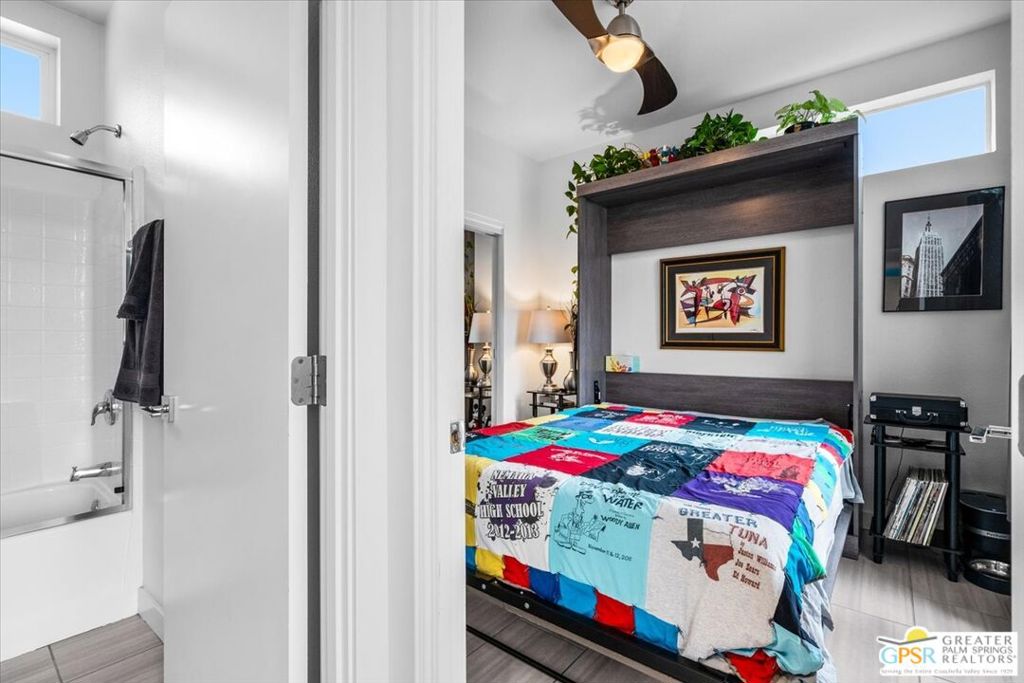 Palm Canyon Mobile Club - Manufactured In Park