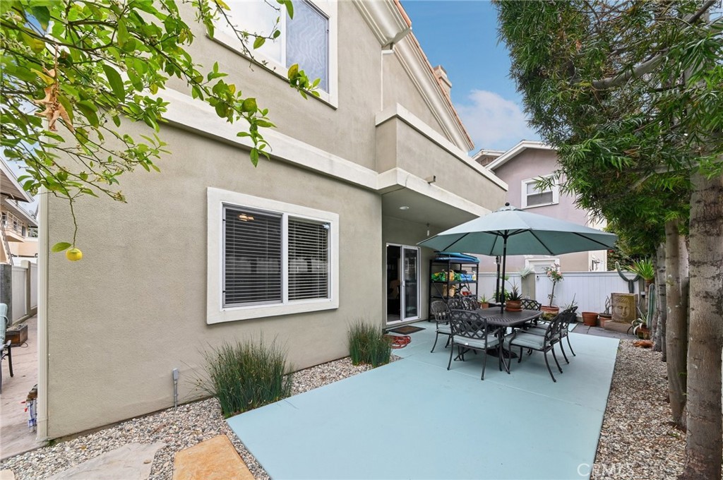 211 S. Francisca Ave B