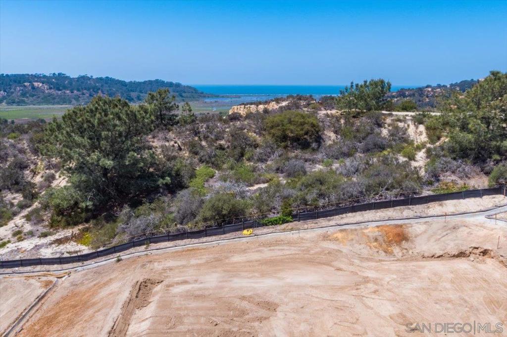 Carmel Valley - Land