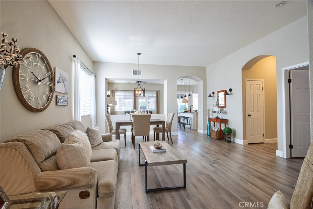 23481 Bending Oak Court