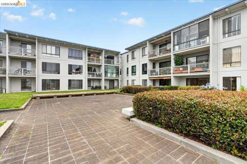 Photo of 6 Captain Dr DR #236, Emeryville, CA 94608 (MLS # 41139414)