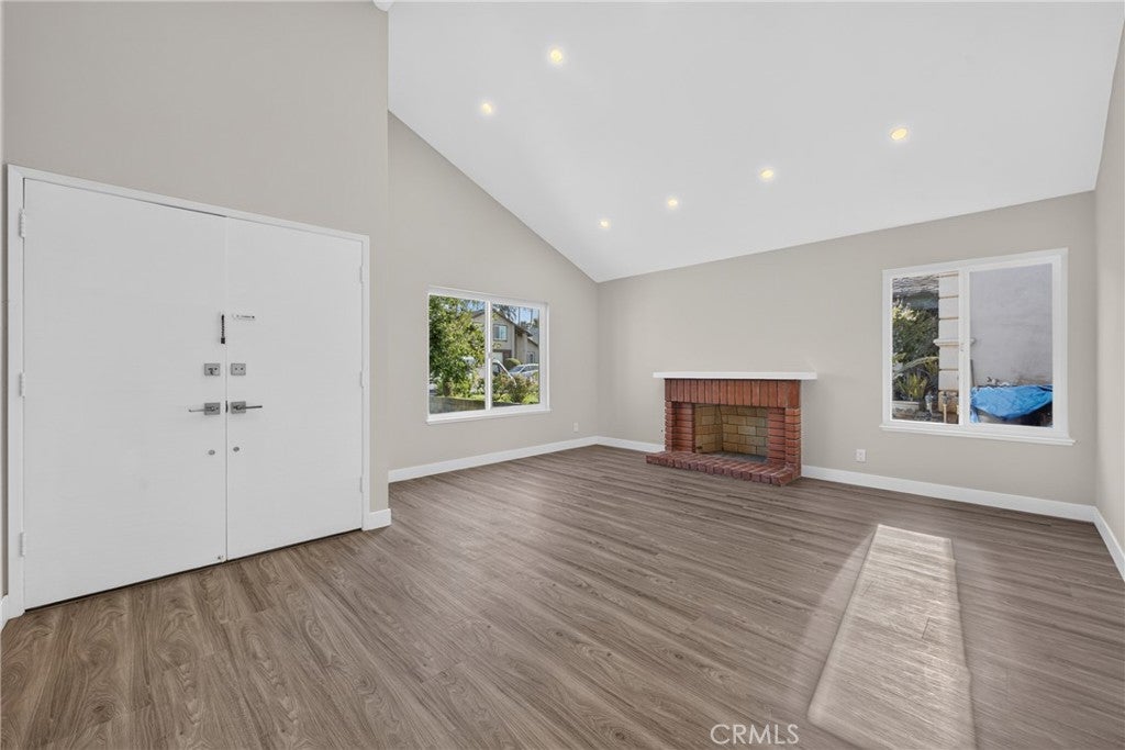 1232 E Shalene