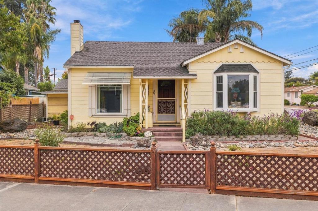 439 Stanford Avenue