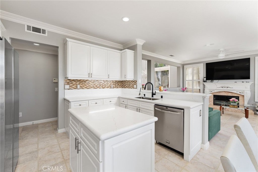 35 Hollyleaf, Aliso Viejo CA 92656 - Photo 14