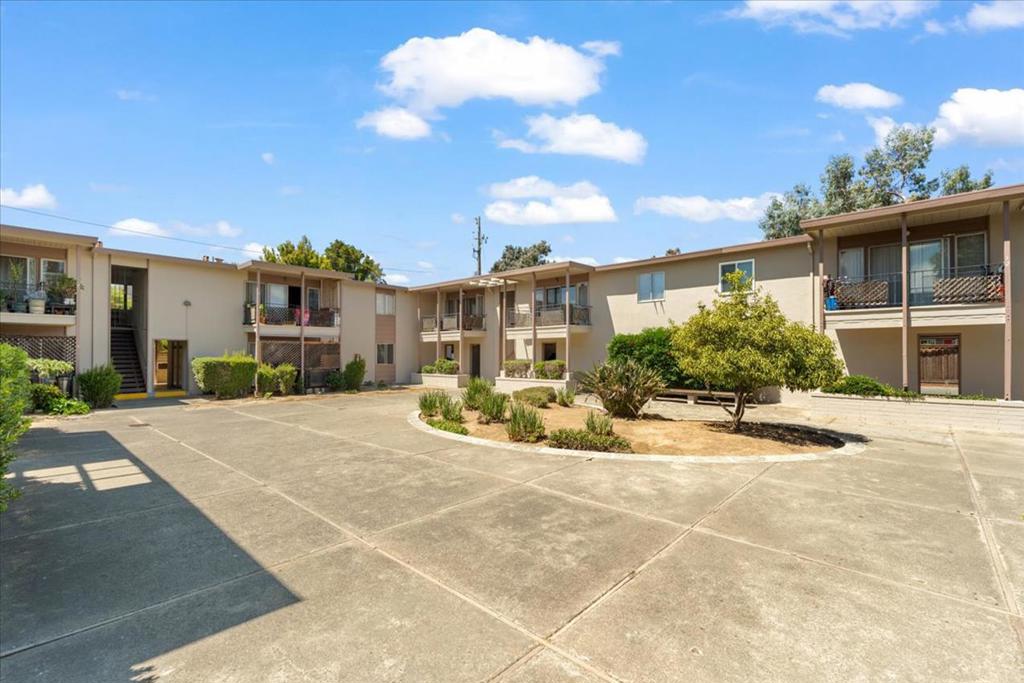 445 N 26th Street