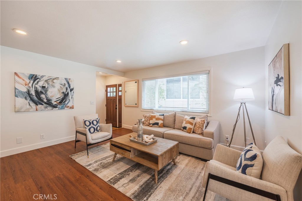 1724 Van Horne Lane