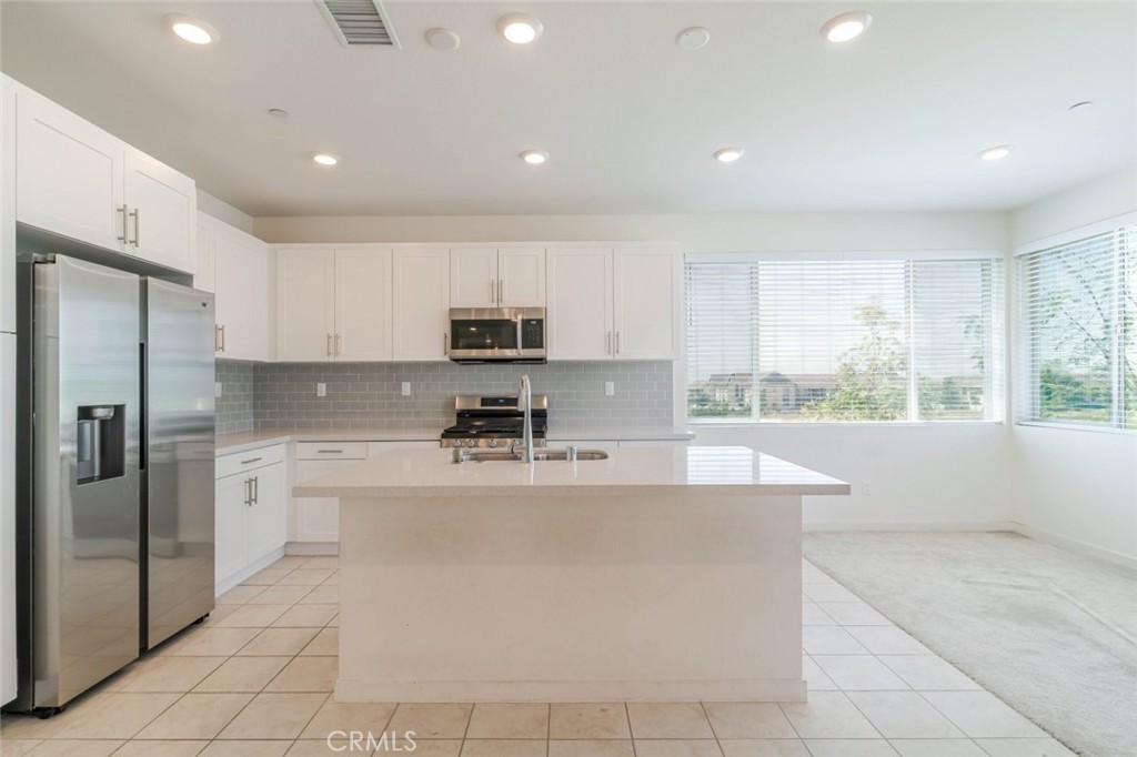 3570 E Peckham Paseo 5