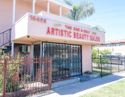 Photo of 10423 California AVE, South Gate, CA 90280 (MLS # DW26102336)