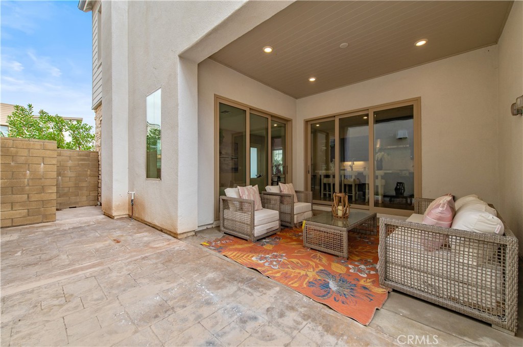 adagio - Residential Lease