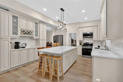 Photo of 1401 Zion Way, Pine Mountain Club, CA 93222 (MLS # SR26173088)