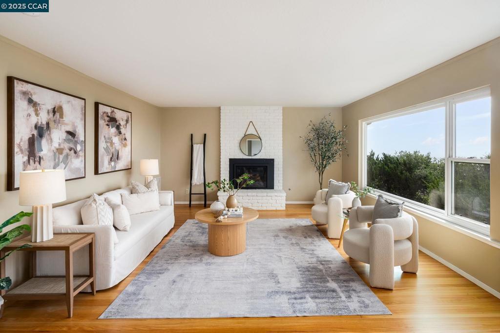 WOODMINSTER - Residential