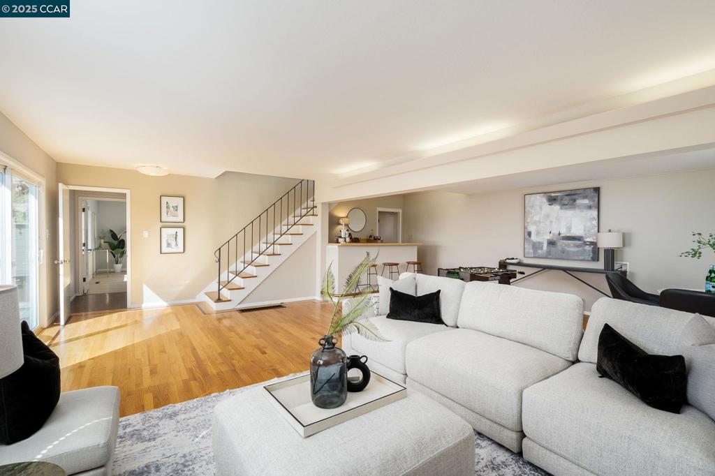 WOODMINSTER - Residential