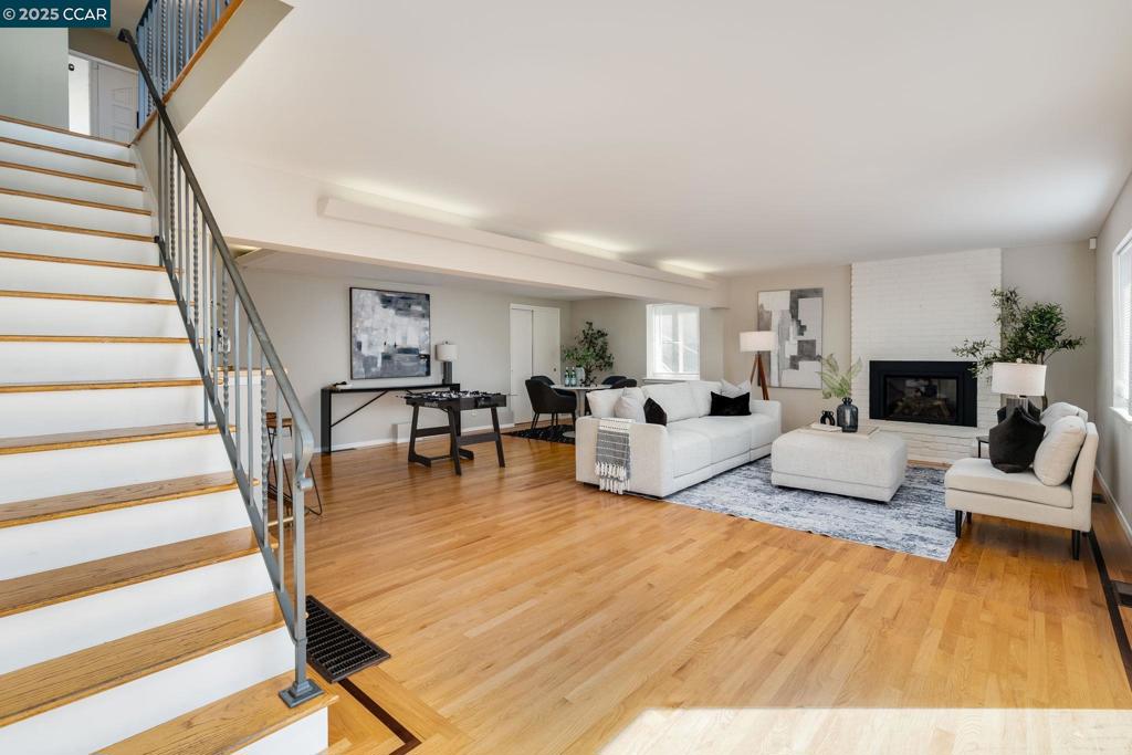 WOODMINSTER - Residential