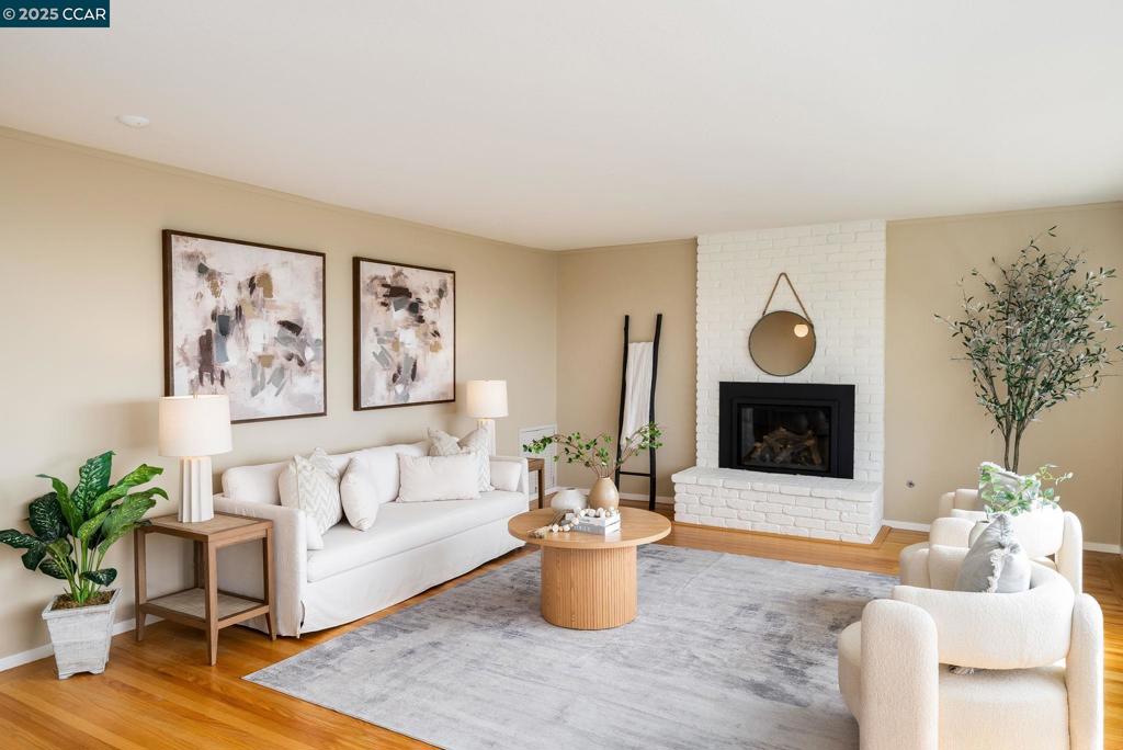 WOODMINSTER - Residential