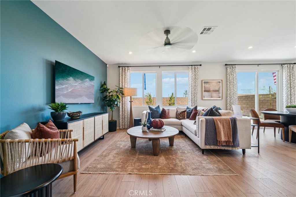 Properties 2 15443 Tomahawk Street