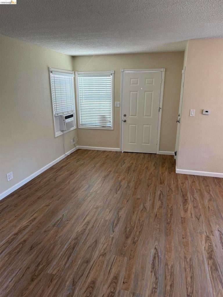 2111 100Th Ave
