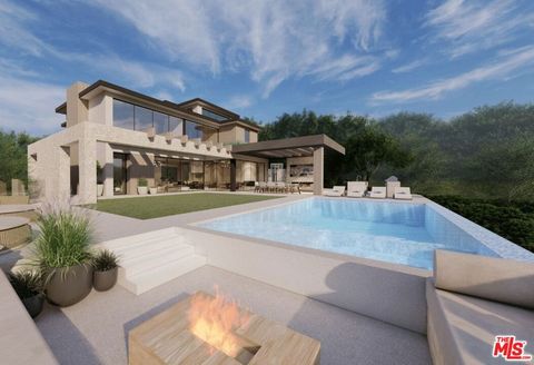 Photo of 590 N Tigertail Road, Los Angeles, CA 90049 (MLS # 25579137)