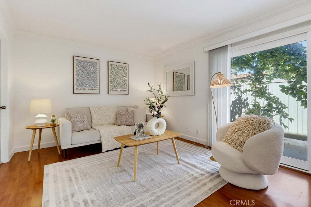 951 Las Lomas Dr Unit 6B