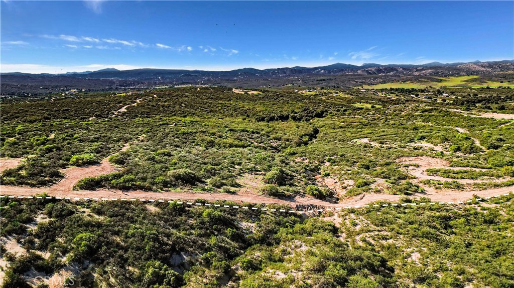 1910 Tierra Del Sol Road