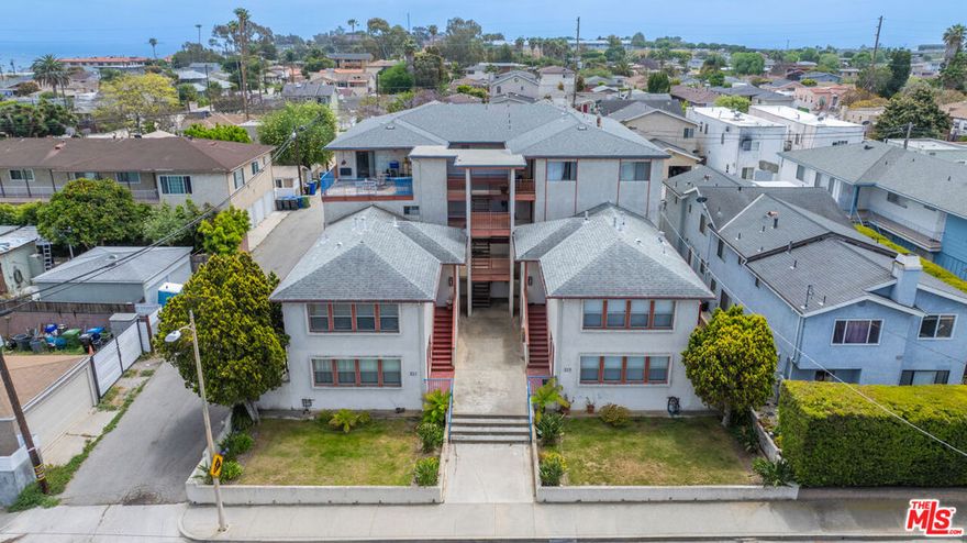 A "Steady Eddie" investment option. Near San Pedro Harbor & the cliffs of Pt. Fermin Park. A tried-and-true investment option on one of San Pedro's better-known streets.25th is the main thoroughfare connecting downtown San Pedro to the beautiful cliffs and lookouts along Palos Verdes Dr. South. The building has been well-maintained and rehabbed as needed, as units turnover. Also, a new roof was put on in 2024.  San Pedro is a sound investment market with a vacancy factor of almost zero, annually, because some of the county's largest employers are nearby: The Ports of LA and Long Beach - as well as the Phillips 66 Los Angeles Refinery, Valero Refinery, Tesoro Refinery, and Marathon Refinery - and downtown Long Beach just across the Vincent Thomas Bridge.