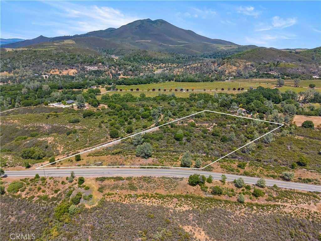 8152 Bottle Rock Road