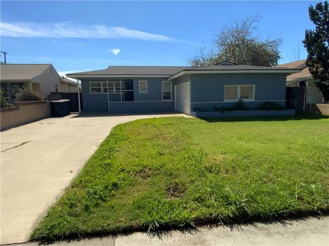 Photo of 745 W E, Ontario, CA 91762 (MLS # IV26061615)