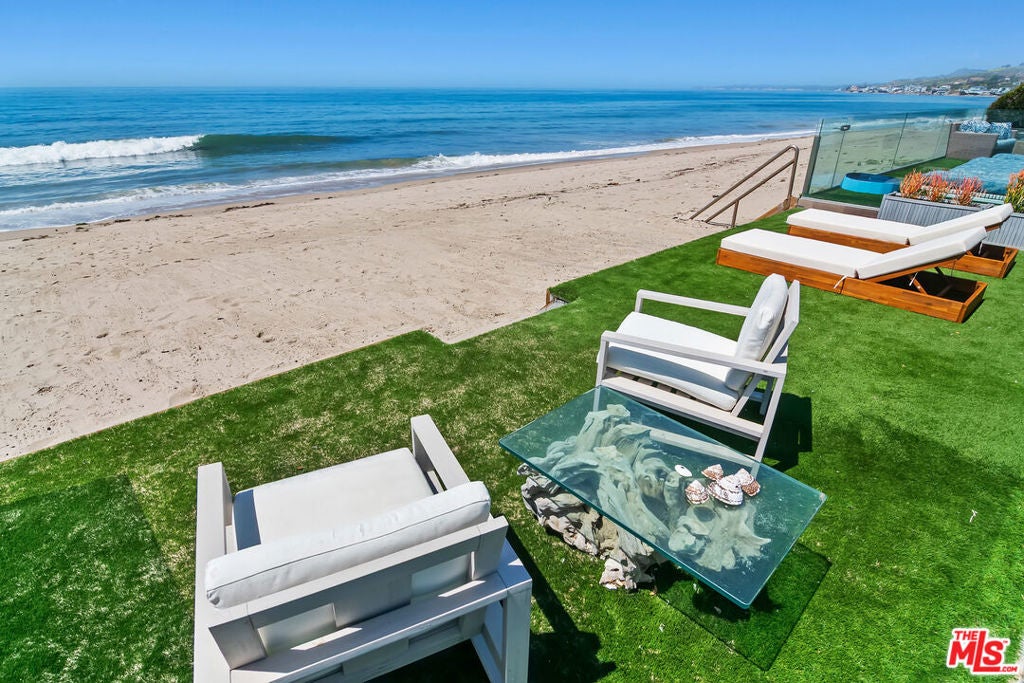 23356 aka 107 Malibu Colony Road