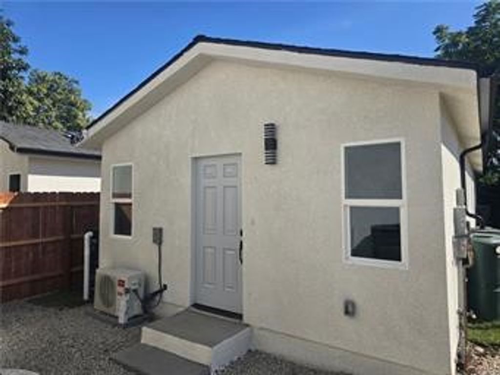 Photo of 9410 Wilmington Avenue, Los Angeles, CA 90002 (MLS # DW25255110)