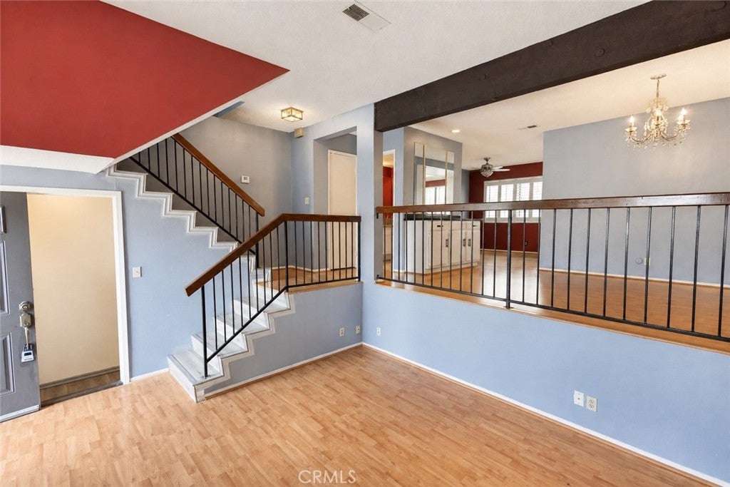 119 S Ynez Ave B