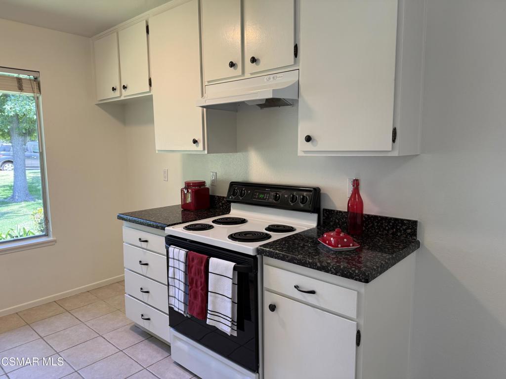 Oakbrook Townhomes - 518 - 1005302 - Residential Lease