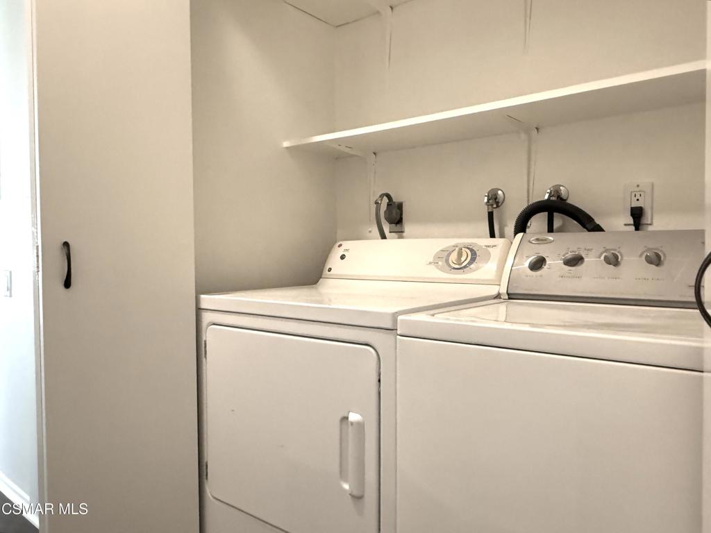 Oakbrook Townhomes - 518 - 1005302 - Residential Lease